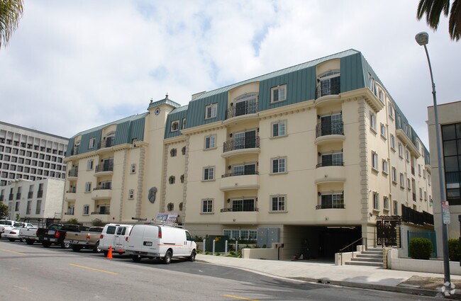 Foto del edificio - 722 S Oxford Ave