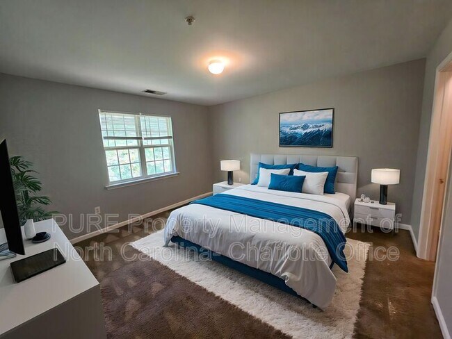 Foto del edificio - 9811 Campus Walk Ln