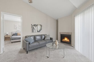 Building Photo - 1132 Sugar Creek Cir