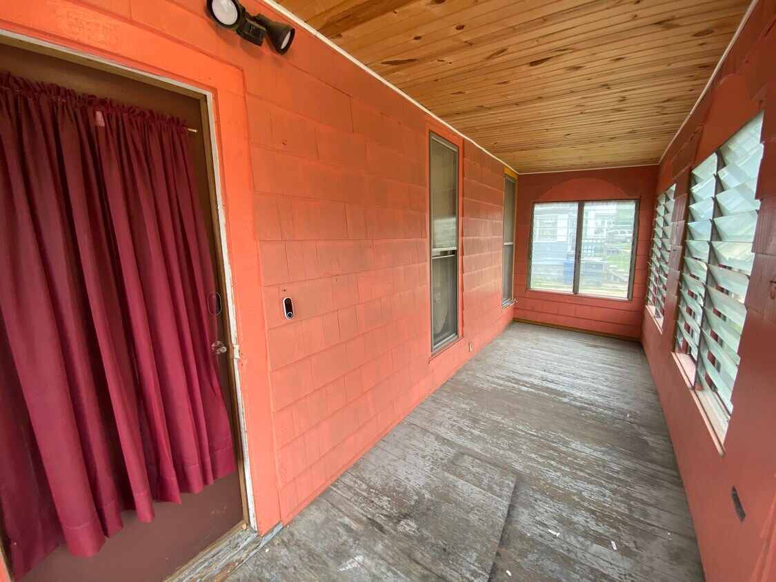 630 9th ave s, Clinton, IA 52732 Townhome Rentals in Clinton IA