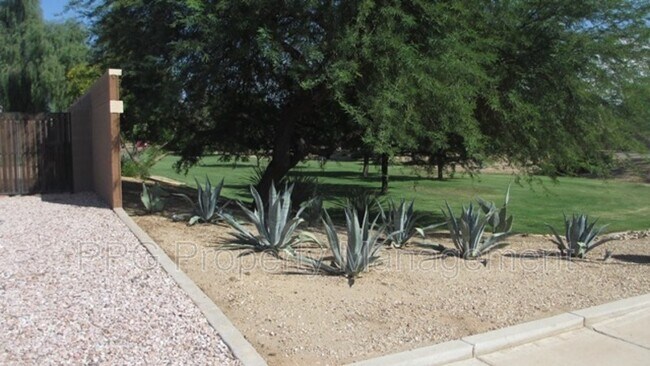 Foto del edificio - 15105 N 155th Ln