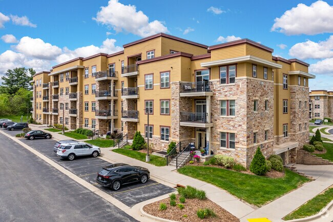 Foto del edificio - Sutter Creek Apartments