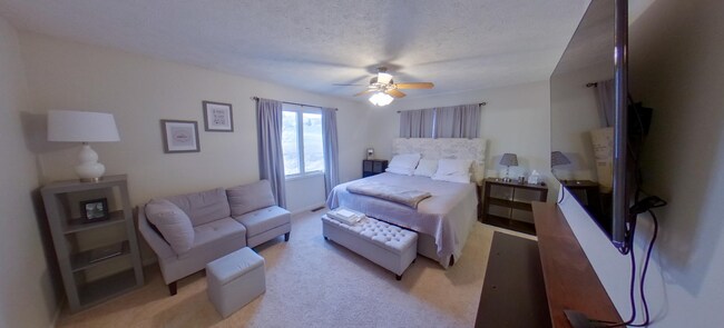Building Photo - 3D Tour Available - West Side of Manhattan...