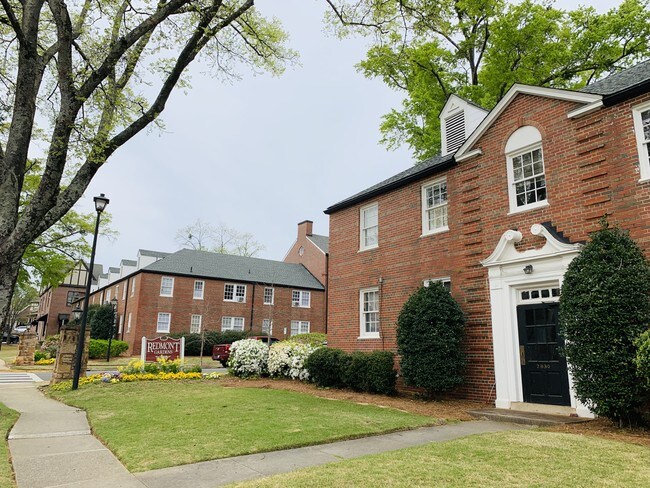 2848 Fairway Dr Unit 161, Mountain Brook, AL 35213