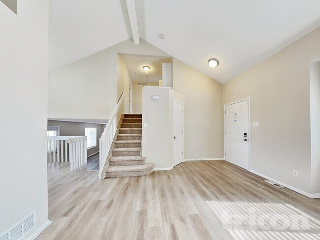 Foto del edificio - 1631 W 135th Dr