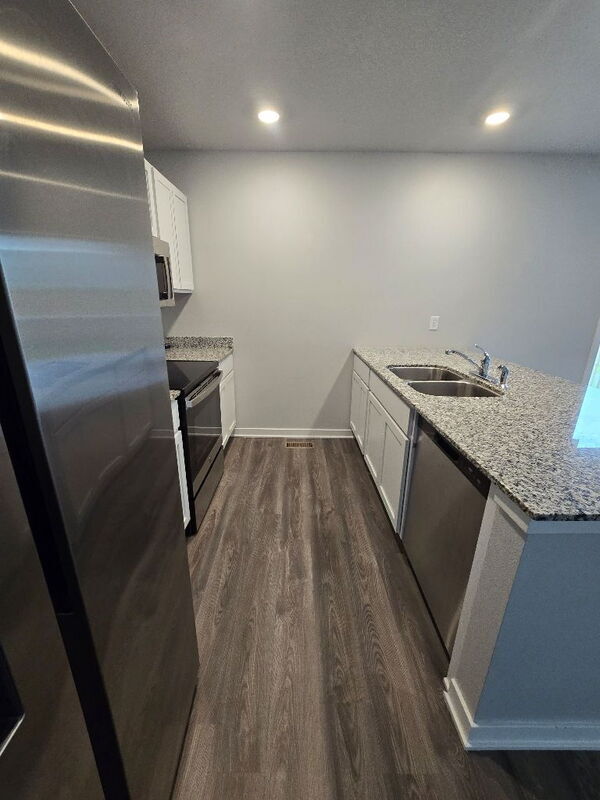 Foto del edificio - 5653 Brookview Ave