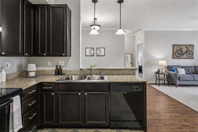Foto del edificio - Cumberland Trace Village Apartments