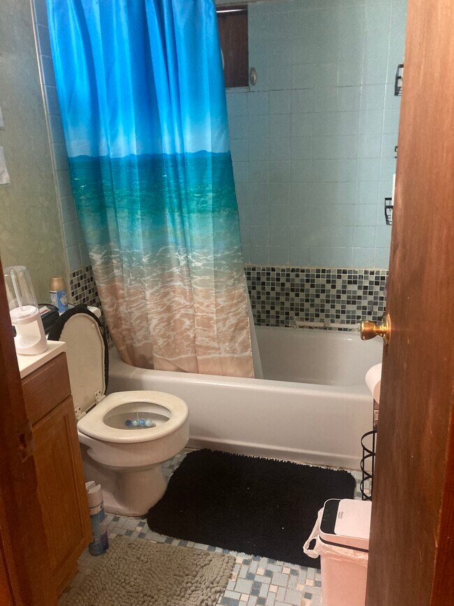 Foto del edificio - 764 Lenore Ln