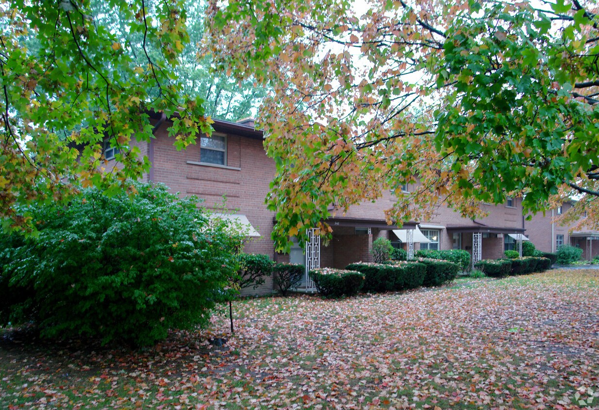 31423148 Northwest Blvd, Upper Arlington, OH 43221 Apartments in