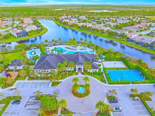 Foto del edificio - 4171 Crescent Ct