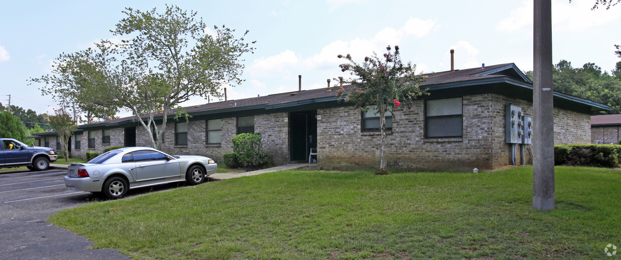 Building Photo - Southern Villa of Madison Apartments