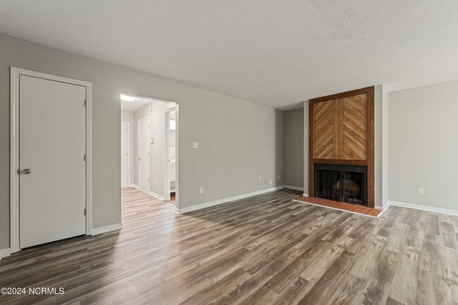 Building Photo - 9 S Onsville Pl