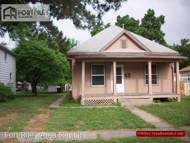 Foto del edificio - 2 br, 1 bath House - 1412 North Adams St