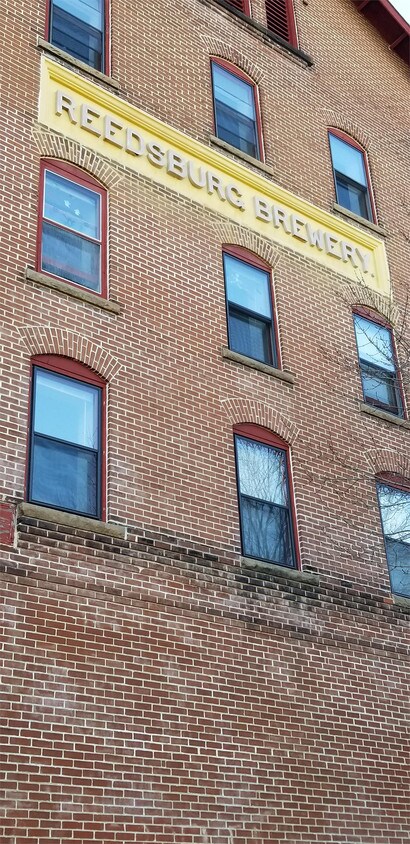 Primary Photo - 401 N Walnut St