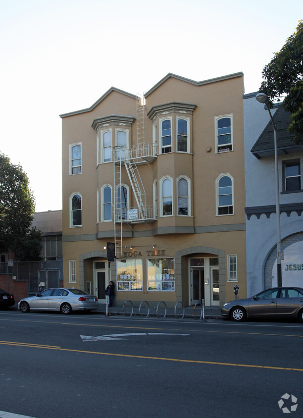 Building Photo - 1234 Valencia St