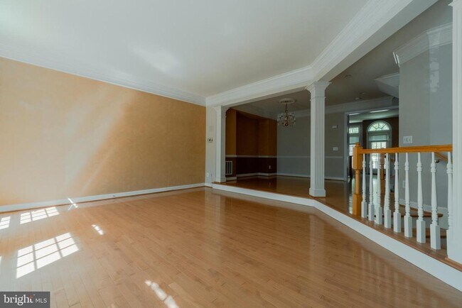 Building Photo - 9209 Point Replete Dr