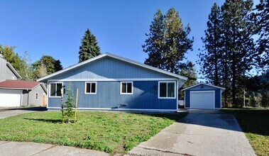 Building Photo - 1036 Woolsey Dr