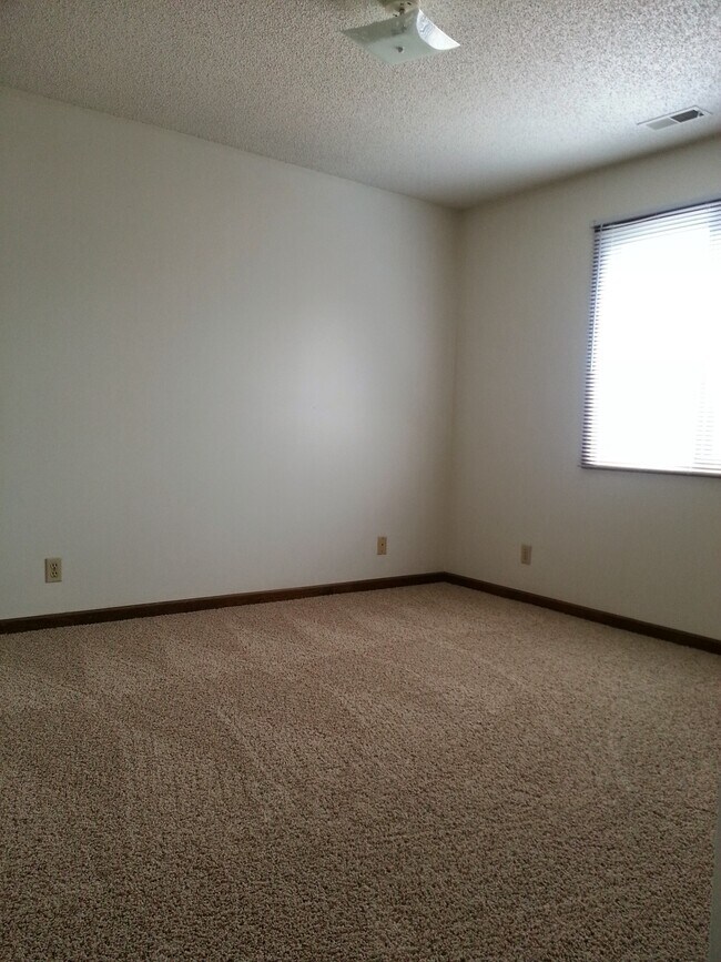 bedroom - 2935 Q St