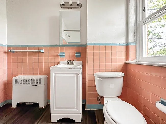 Foto del edificio - 1545 Medary Ave