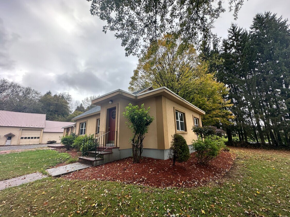 15 N Broad St, Carthage, NY 13619 House Rental in Carthage, NY