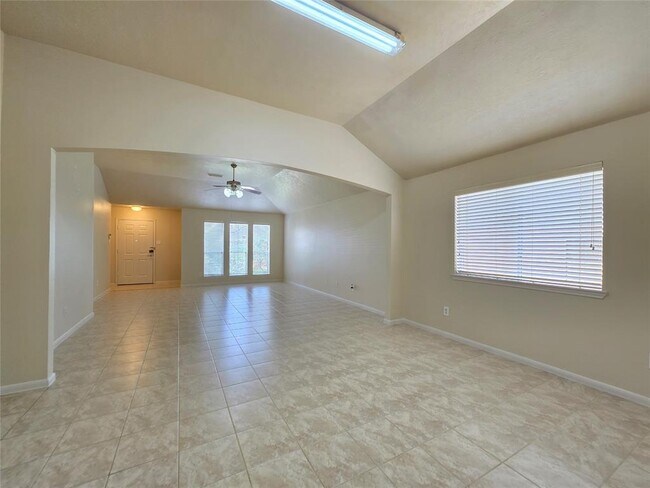 Foto del edificio - 4011 Lone Dove Ct