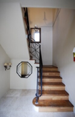 Interior - 3921 N Meridian Ave