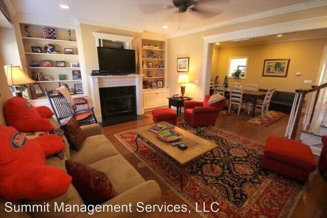 Building Photo - 3 br, 3.5 bath House - 105 PR 3085