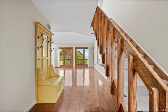 Building Photo - 59 Watchogue Ave