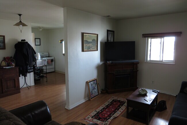 Open Floor Plan - 57 Gregory St