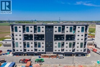 Building Photo - 4300 Laurier Pkwy