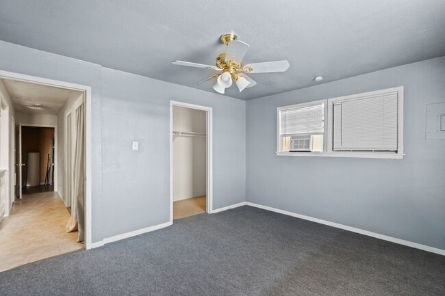 Building Photo - 810 93rd St