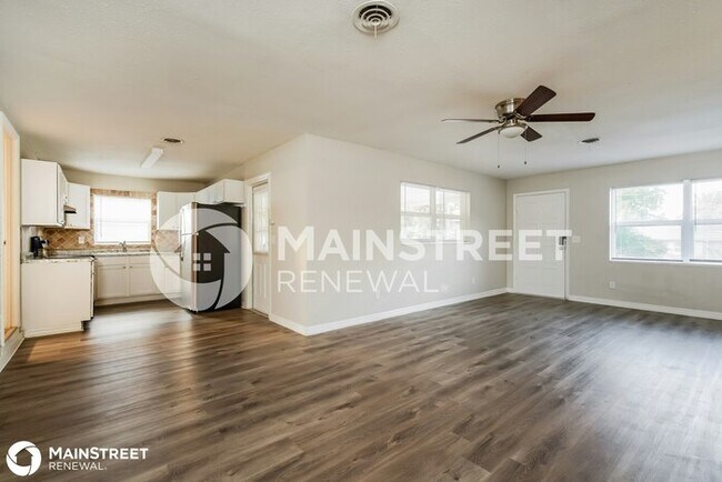 Foto del edificio - 924 AVENUE T SE, WINTER HAVEN, FL 33880