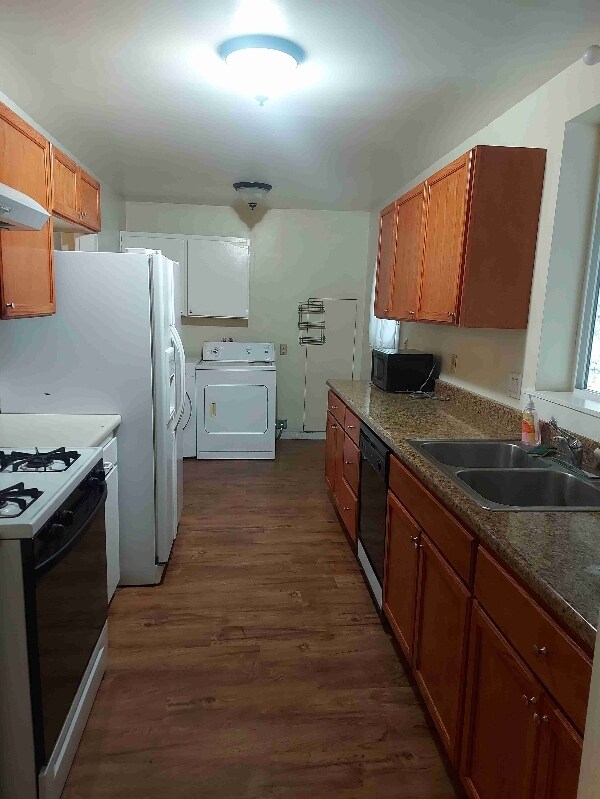 Foto del edificio - 392 W Stewart Ave