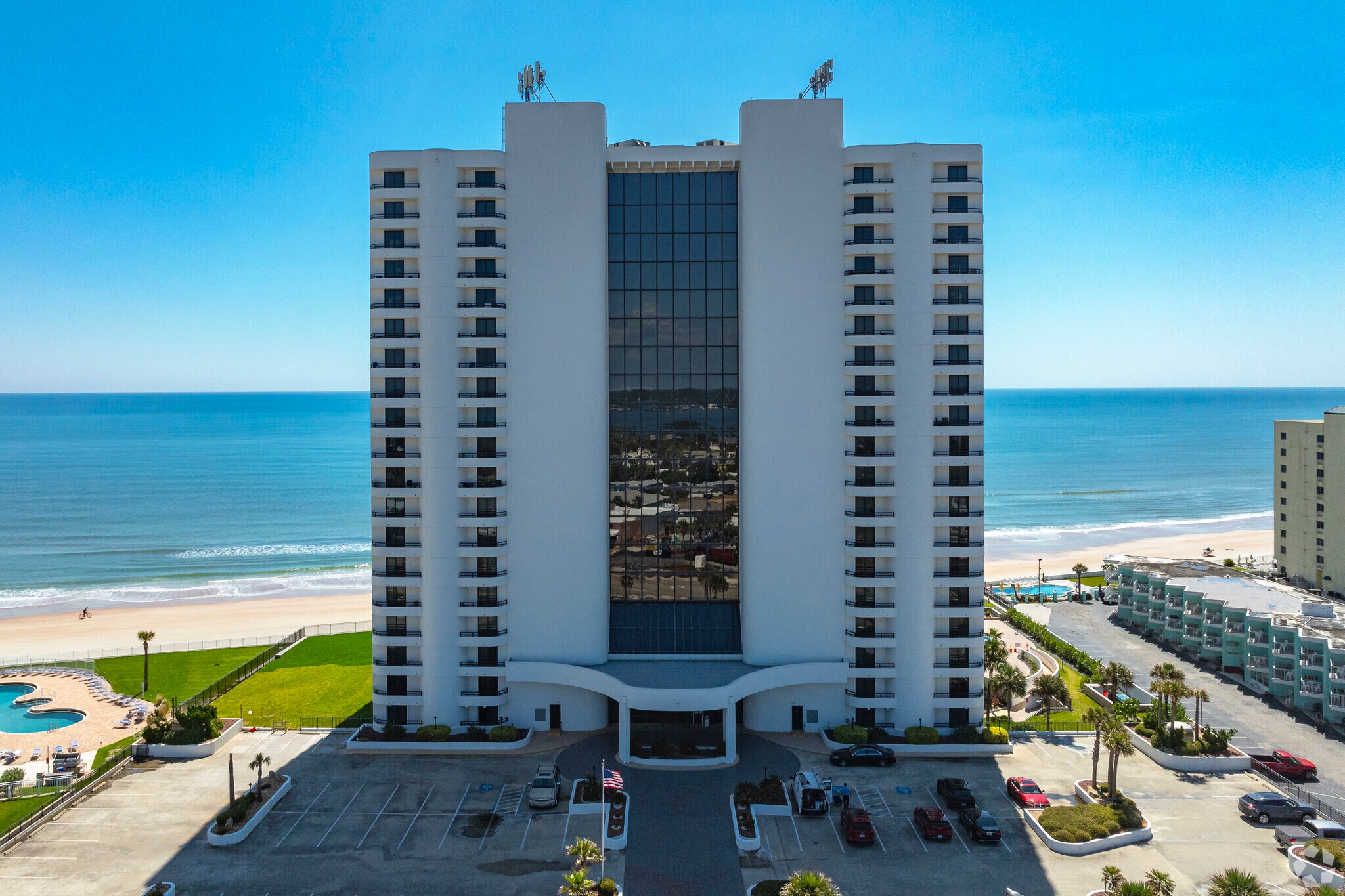 The Sherwin Condominium