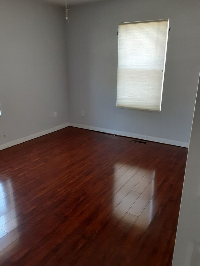 Building Photo - Lovely Dolores Home on Mtn. Side  3 bedroo...