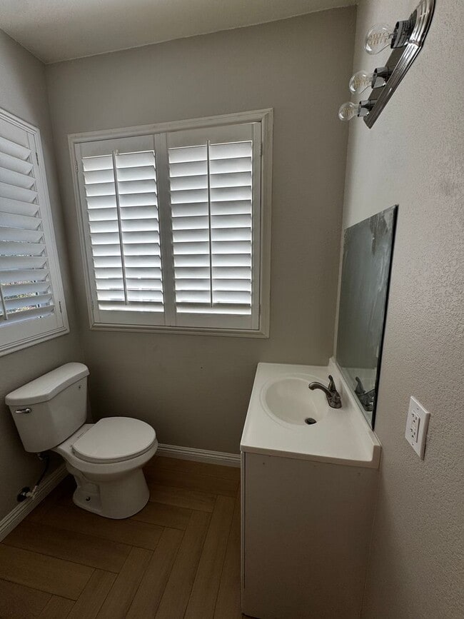 Building Photo - 29216 Azara St