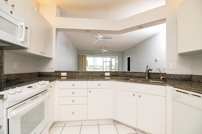 Foto del edificio - 3490 West Crown Pointe Boulevard