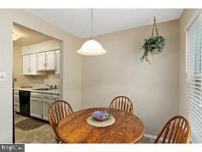 Building Photo - 74 Farnwood Rd