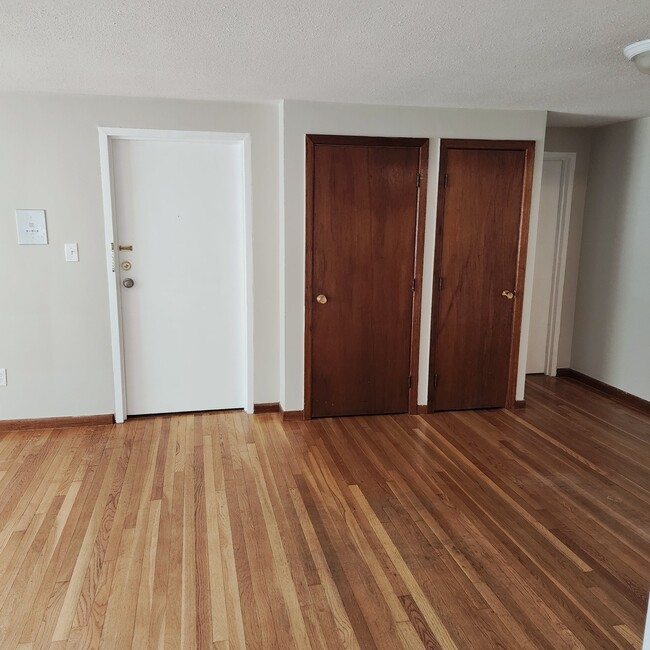 Photo - 14 Mt Pleasant St (Marlborough, MA) Apartment