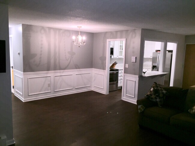 Building Photo - 100 Oxbow Dr