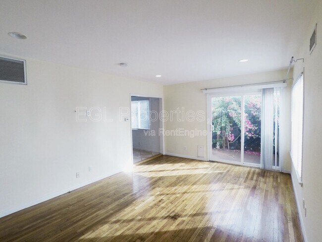 Foto del edificio - 1287 Cochran Ave
