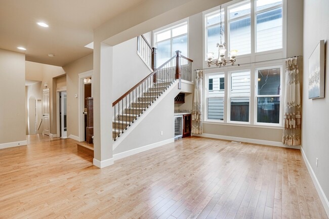 Building Photo - 8832 NE 148th Pl Kenmore, WA 98028 $3,700 ...