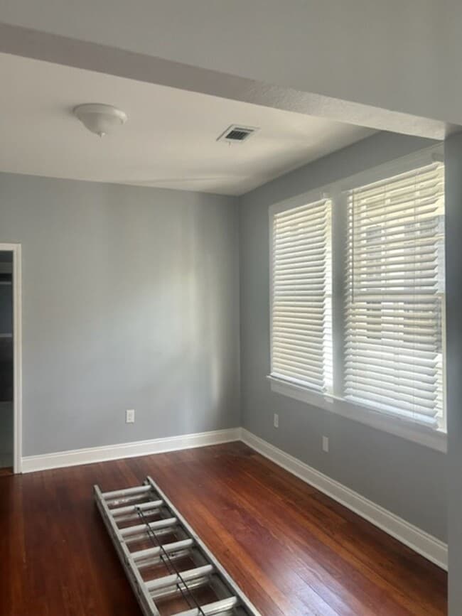 Photo - abd2616-18 Apartment