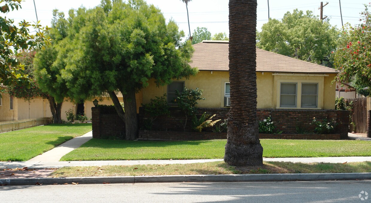 Building Photo - 57-59 Greenwood Ave