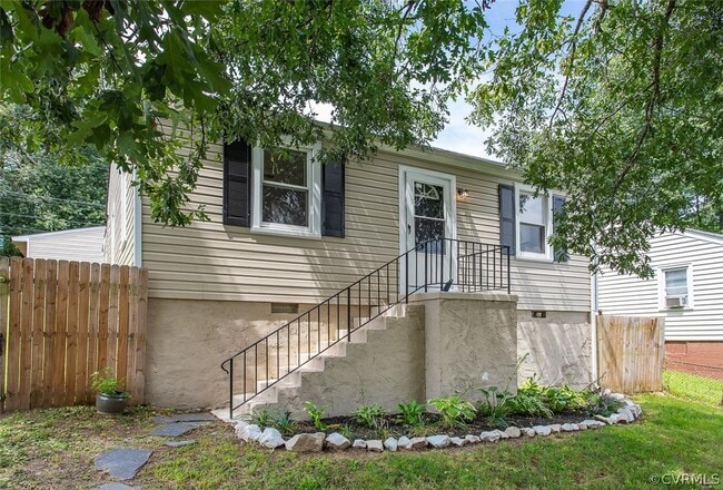 Building Photo - 4703 Castlewood Rd.