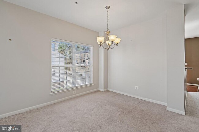 Foto del edificio - 12328 ROLLYS Ave