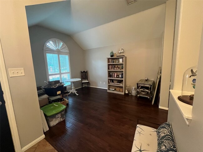 Building Photo - 15522 Valley Plum Ct