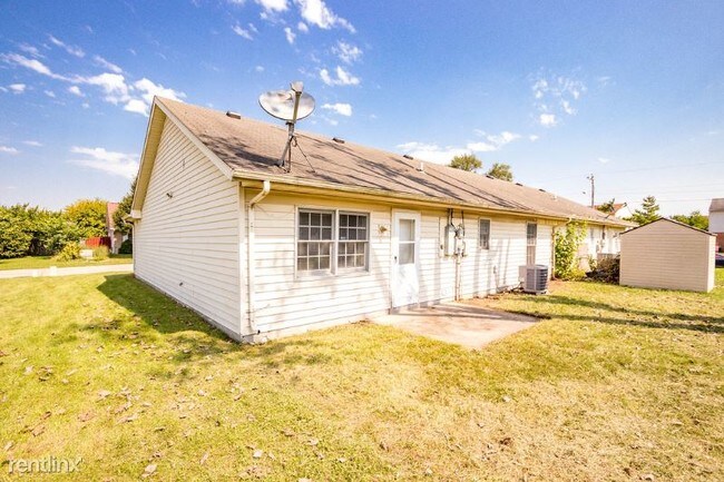 Building Photo - 2 br, 2 bath Condo - 945	Bloomfield Ct