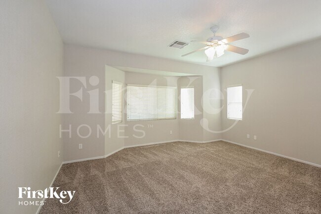 Foto del edificio - 4025 Amberdale Ave