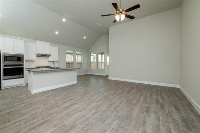 Foto del edificio - 4816 Dewy Rose Ln